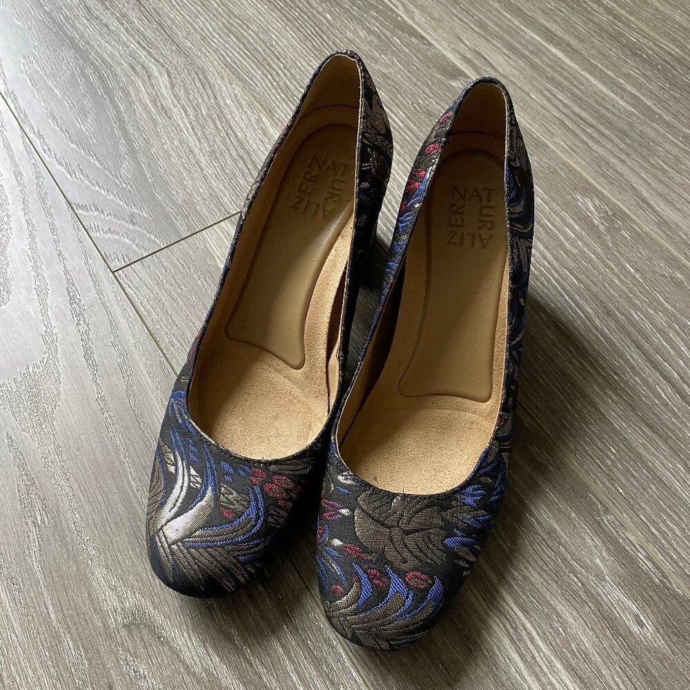 Naturalizer – Brocade Heels